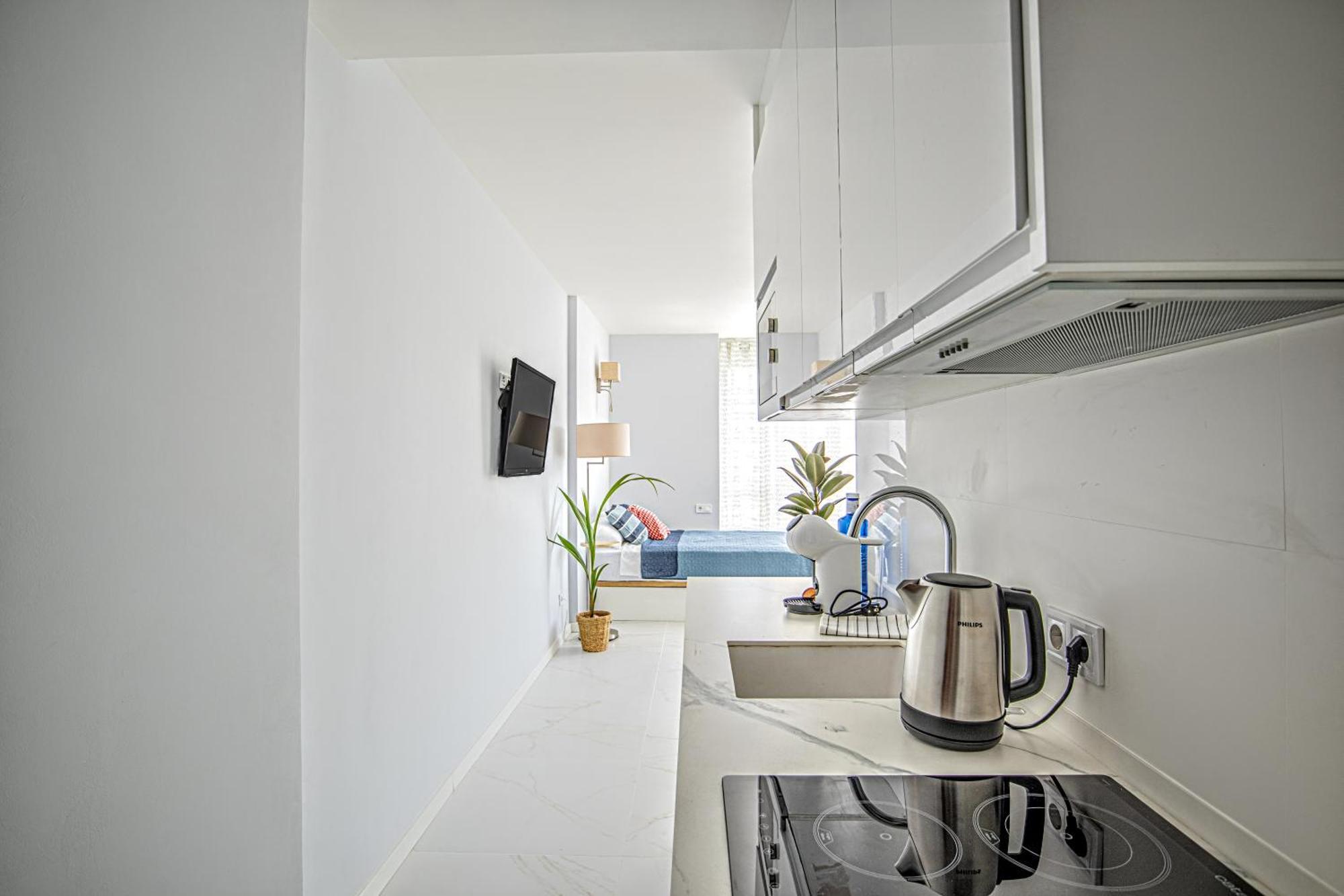 Elegant Studio With Pool And Seaview Torremolinos Bagian luar foto