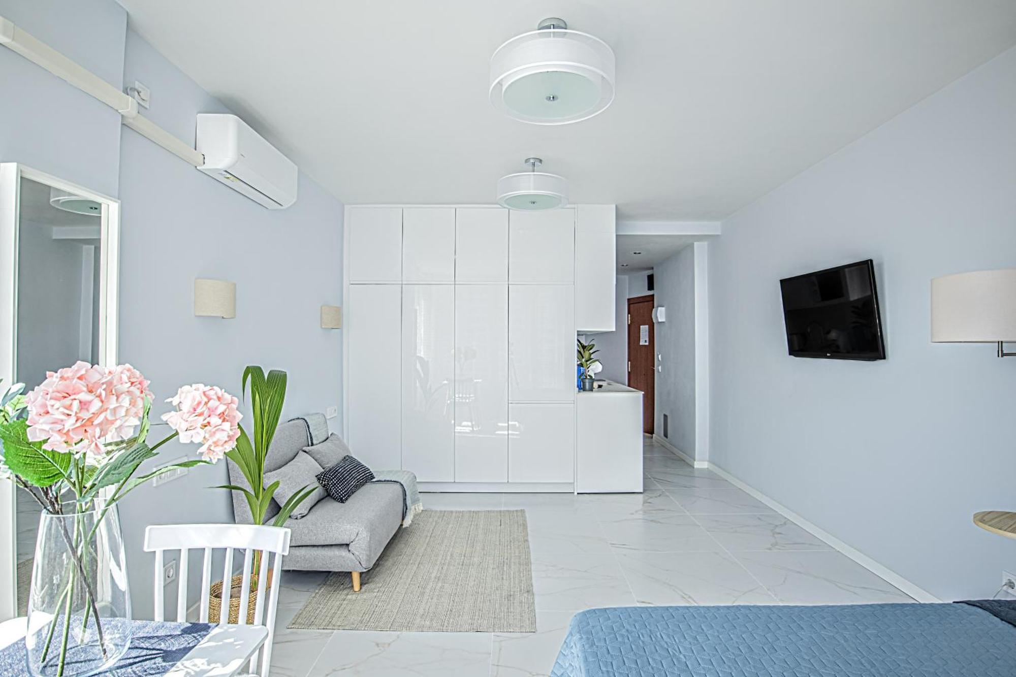 Elegant Studio With Pool And Seaview Torremolinos Bagian luar foto